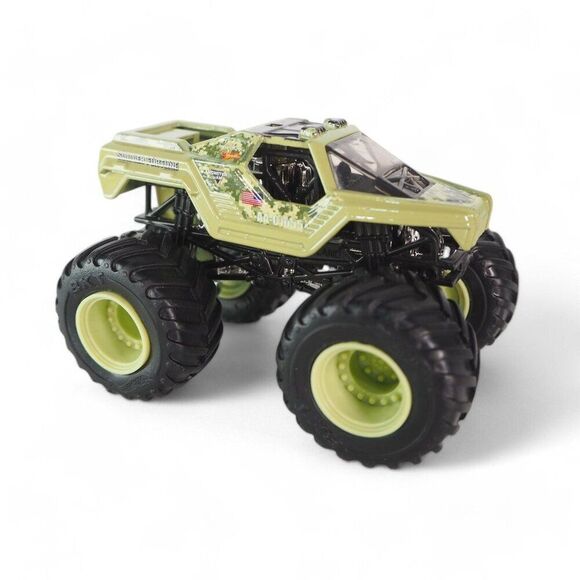Hot Wheels Soldier Fortune Monster Truck Die Cast 1:64 Truck Pre-Owned - Picture 3 of 8